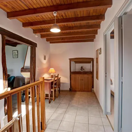 De Charme Avec Cheminee, Balcon Et Jardin A St-medard-en-forez - Fr-1-496-279 Holiday home