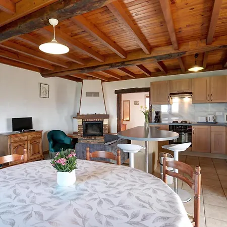 De Charme Avec Cheminee, Balcon Et Jardin A St-medard-en-forez - Fr-1-496-279 Holiday home *