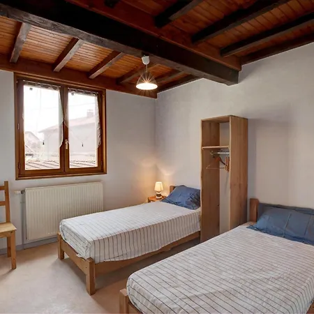 De Charme Avec Cheminee, Balcon Et Jardin A St-medard-en-forez - Fr-1-496-279 Saint-Medard-en-Forez