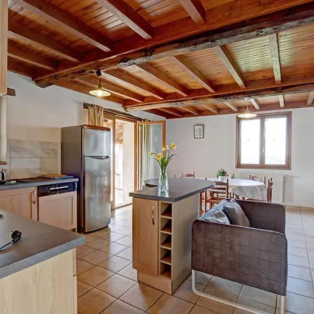 De Charme Avec Cheminee, Balcon Et Jardin A St-medard-en-forez - Fr-1-496-279 *