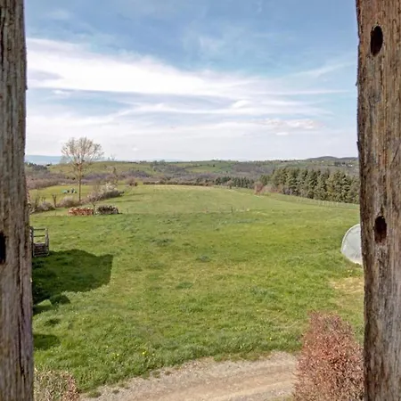 De Charme Avec Cheminee, Balcon Et Jardin A St-medard-en-forez - Fr-1-496-279 * Saint-Médard-en-Forez